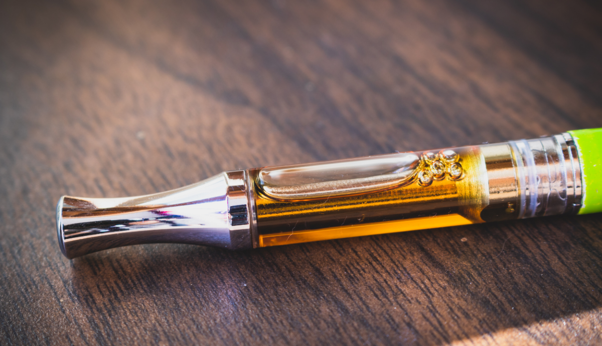 Oil Stuck In Mouthpiece of Cartridge: The Top Ways to Troubleshoot!