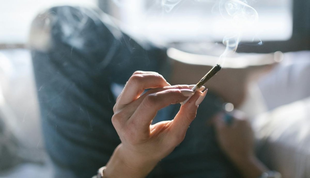 Delta 8 for Sex: Does Delta-8 Enhance Sexual Desire? - VO Inc