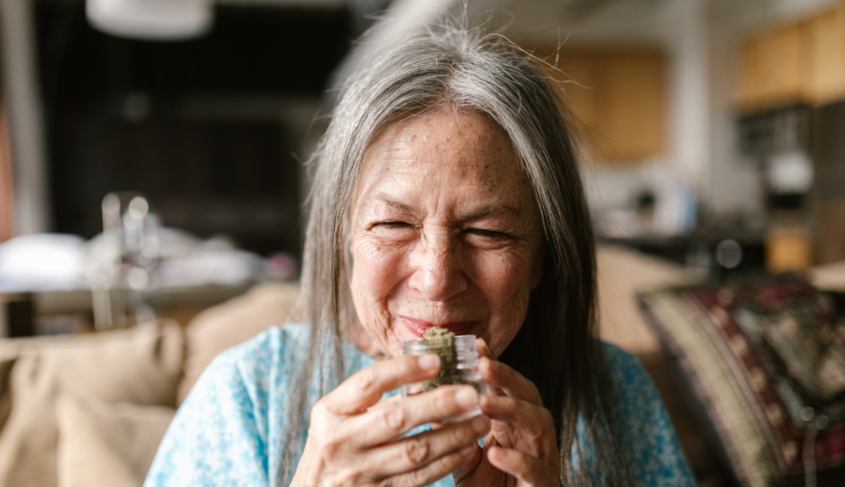 Does Delta-8 Smell Like Weed? - VO Inc