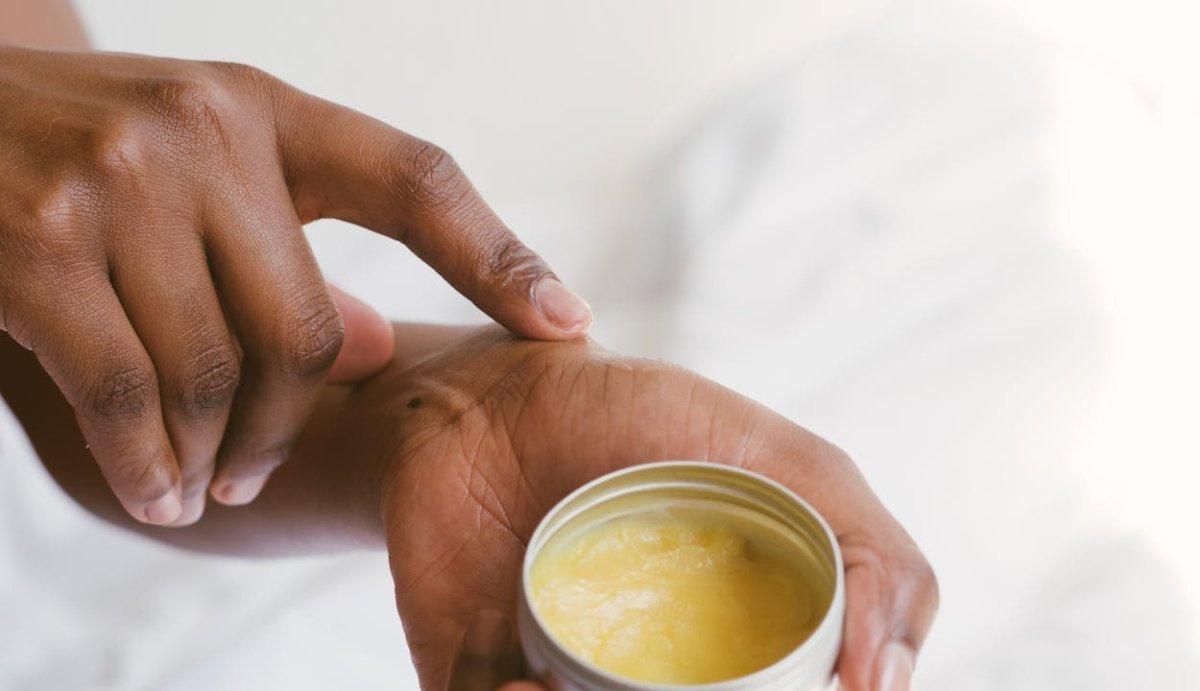 Top 5 Best CBD Creams for Tendonitis: Which is Most Effective (does it work for all?) - VO Inc