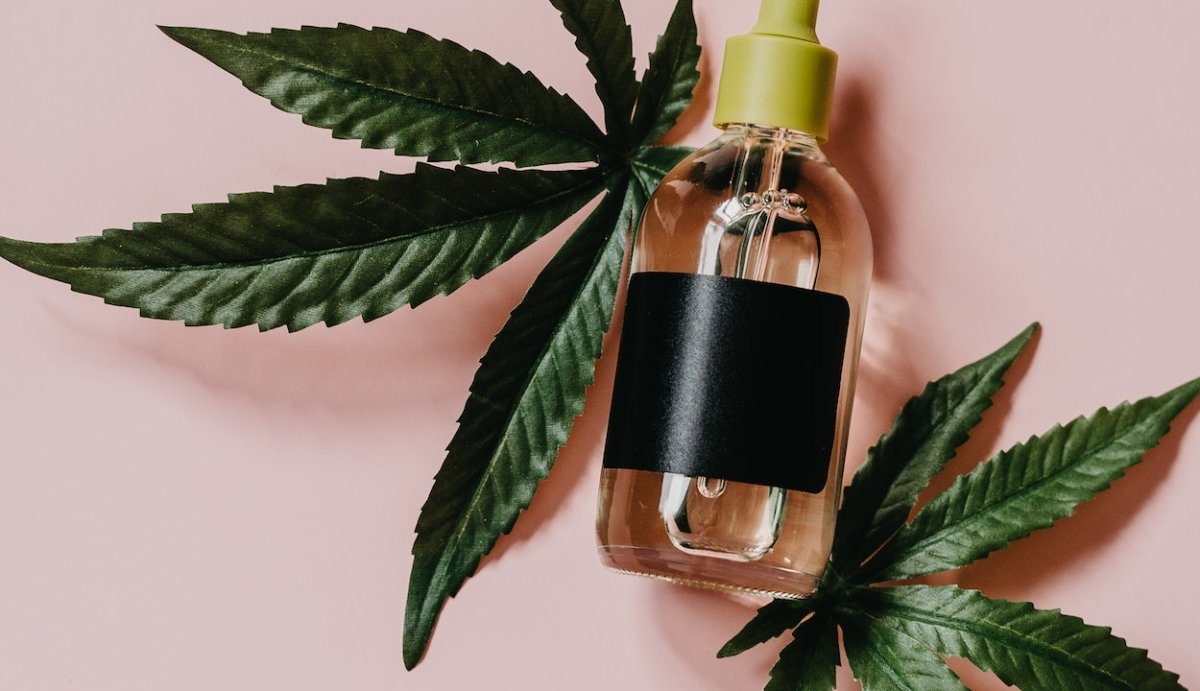 What is the Difference Between Delta-8 and Delta-9 CBD? - VO Inc